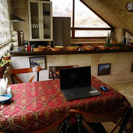 Glory Art Stone House * 格雷梅