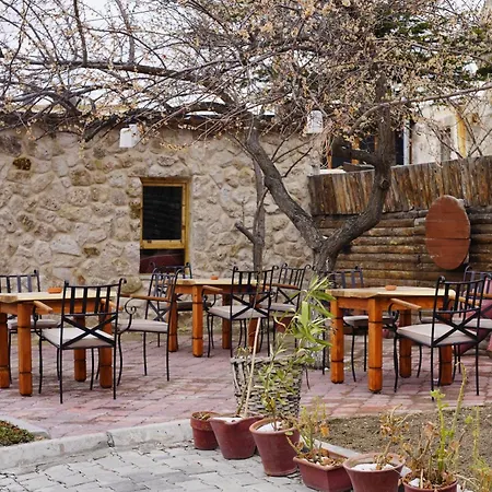 Hotel Glory Art Stone House *