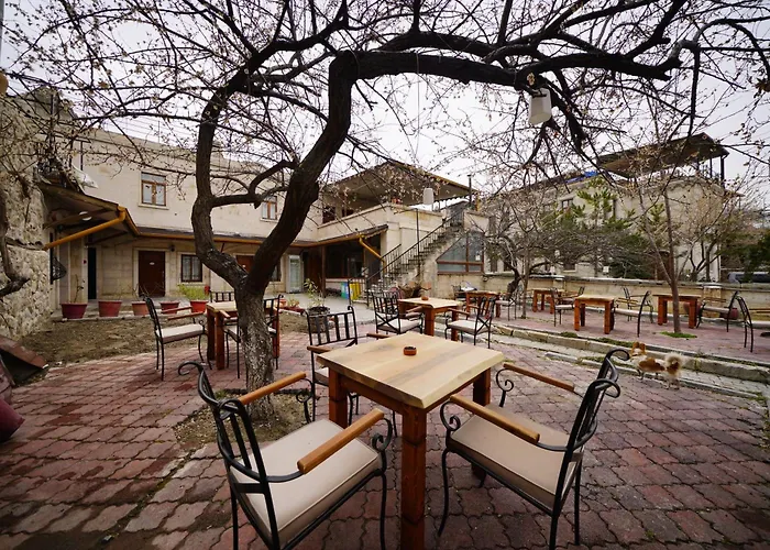 Hotel Glory Art Stone House