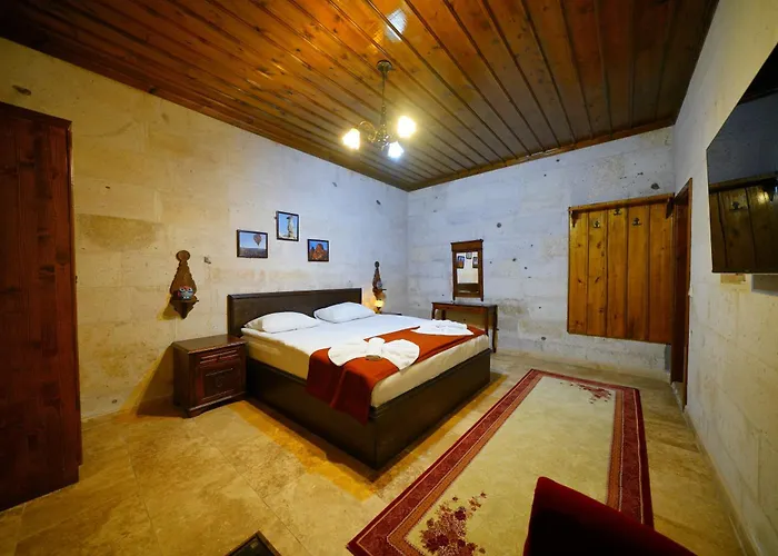 Glory Art Stone House Hotel