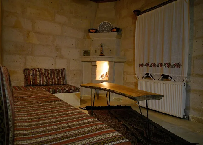 Glory Art Stone House Hotel