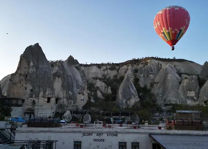 Glory Art Stone House Hotel